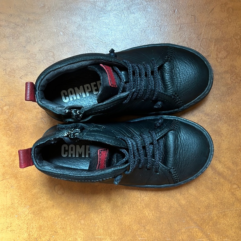 CAMPER Leather booties for toddler. Size 8.5 T